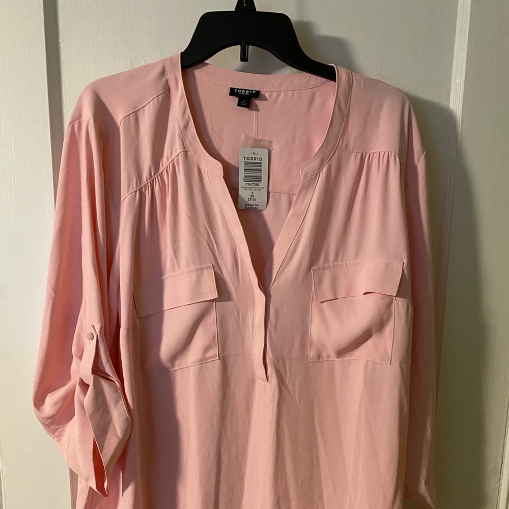 Women’s Torrid Pink Dress Shirt